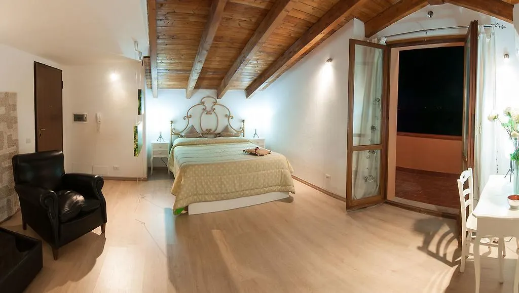 Black Star Sestu Apartman